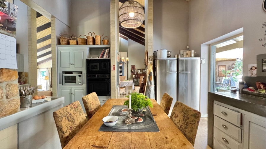 5 Bedroom Property for Sale in Caledon Western Cape